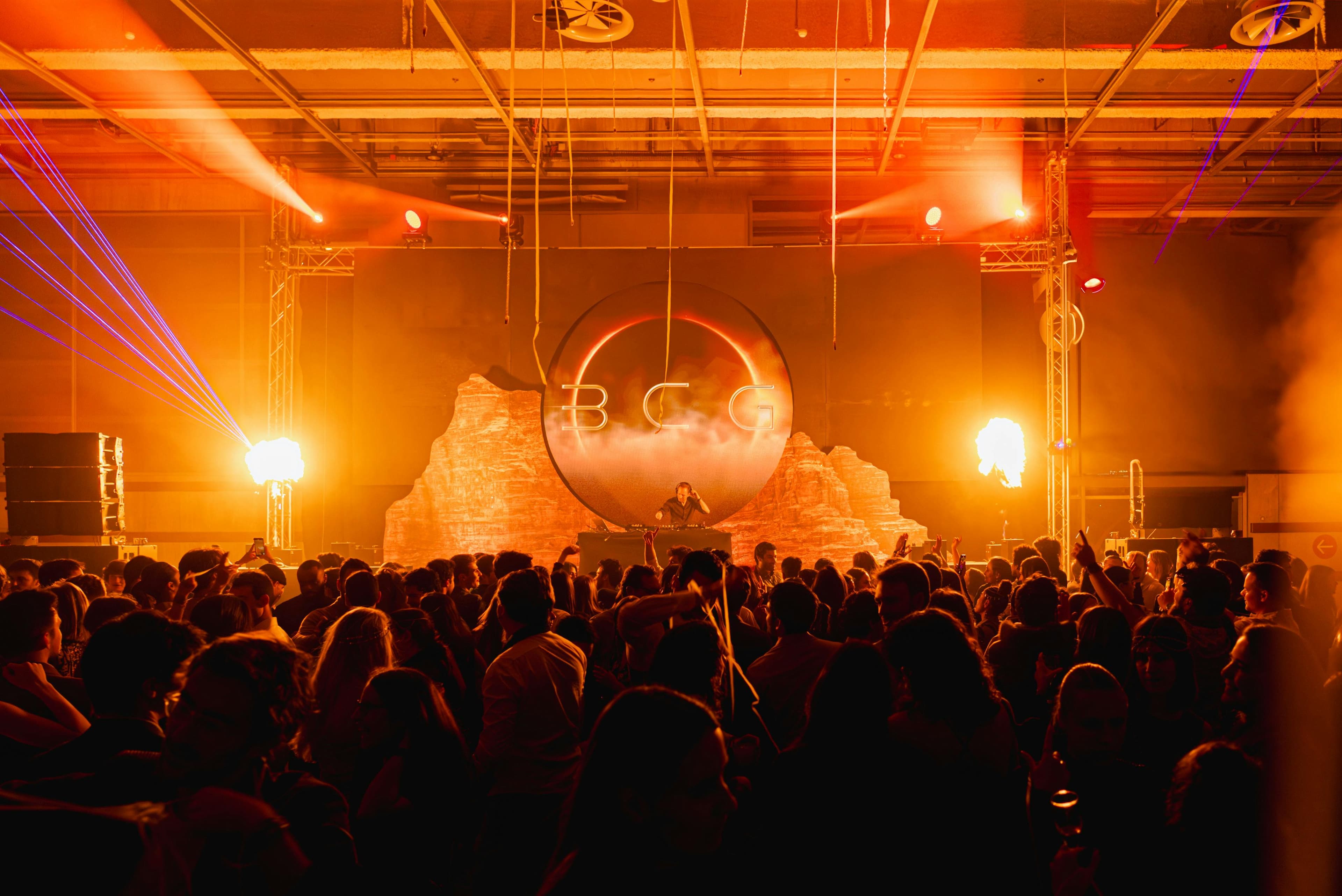 DUNE WINTER PARTY