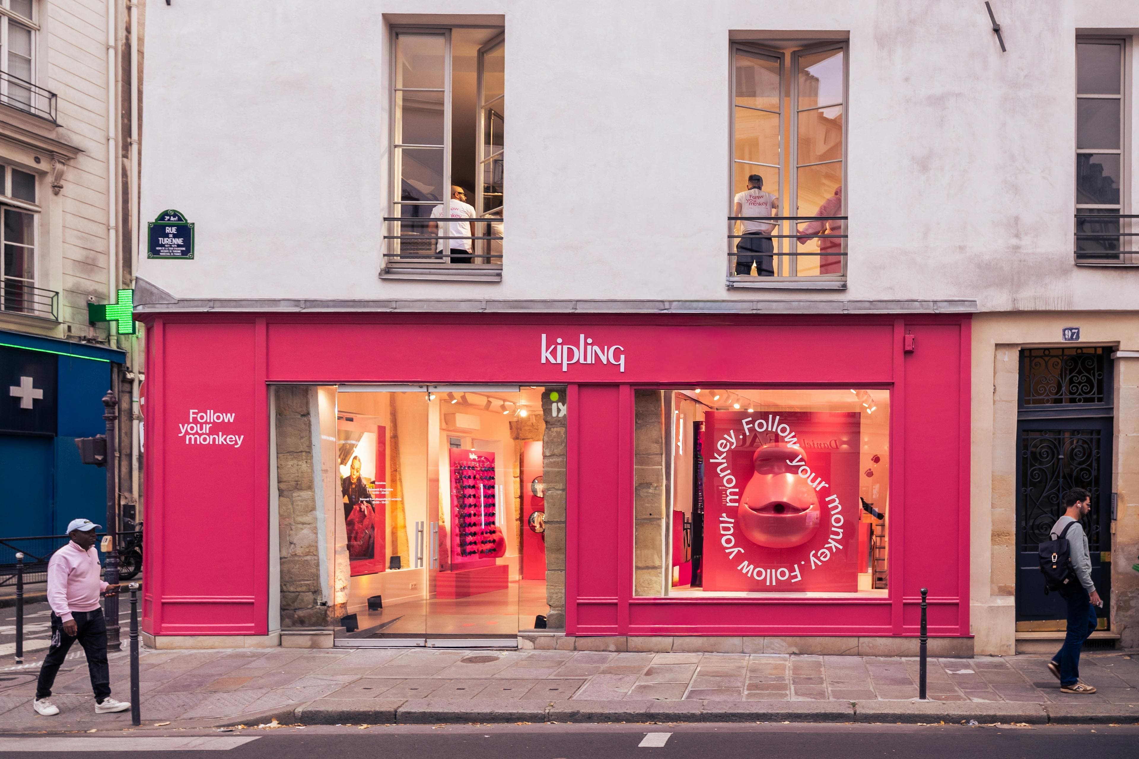 KIPLING REVIENT EN FRANCE AVEC WBA