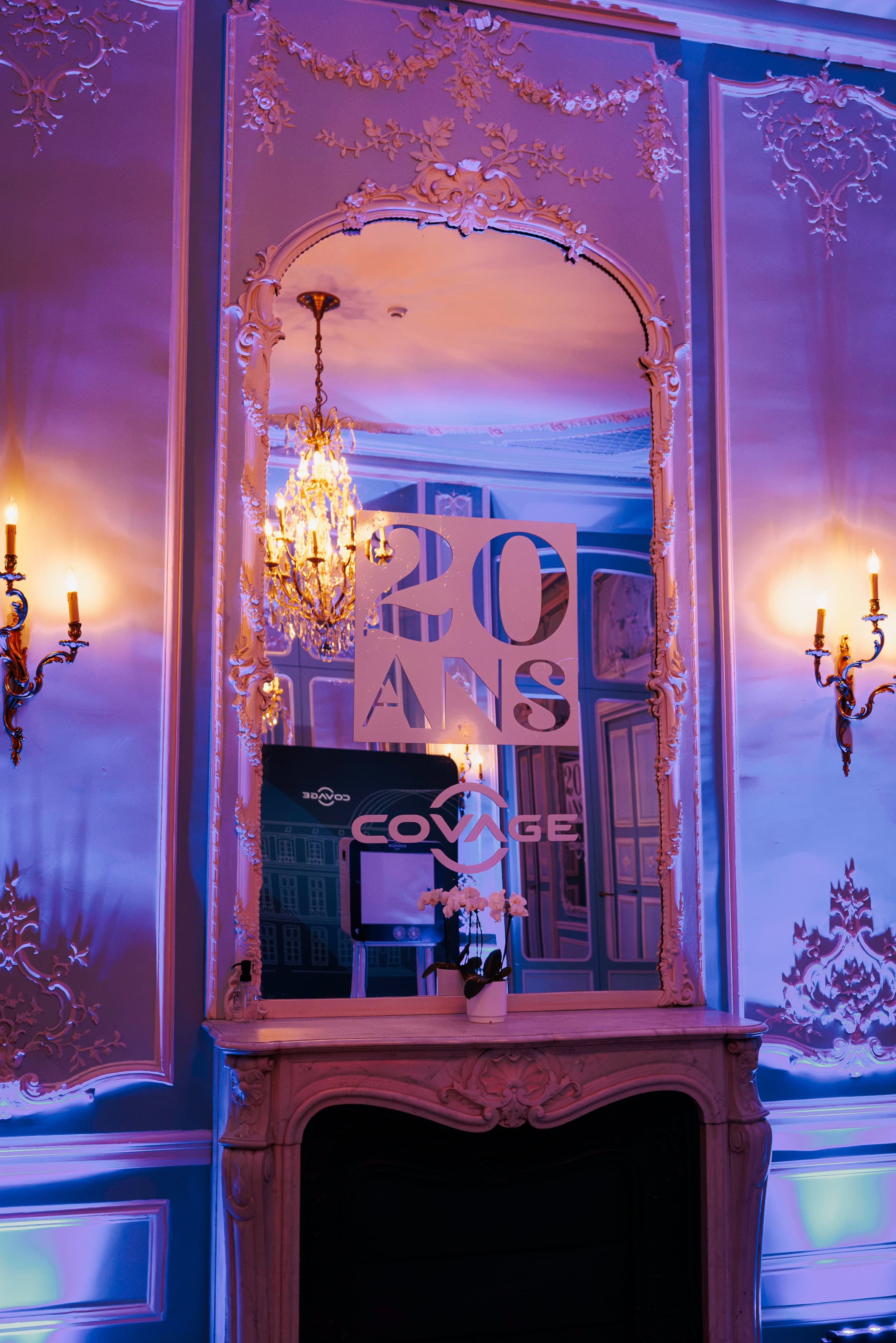 Projection 20 ans Covage dans un salon de l'Hôtel de Poulpry