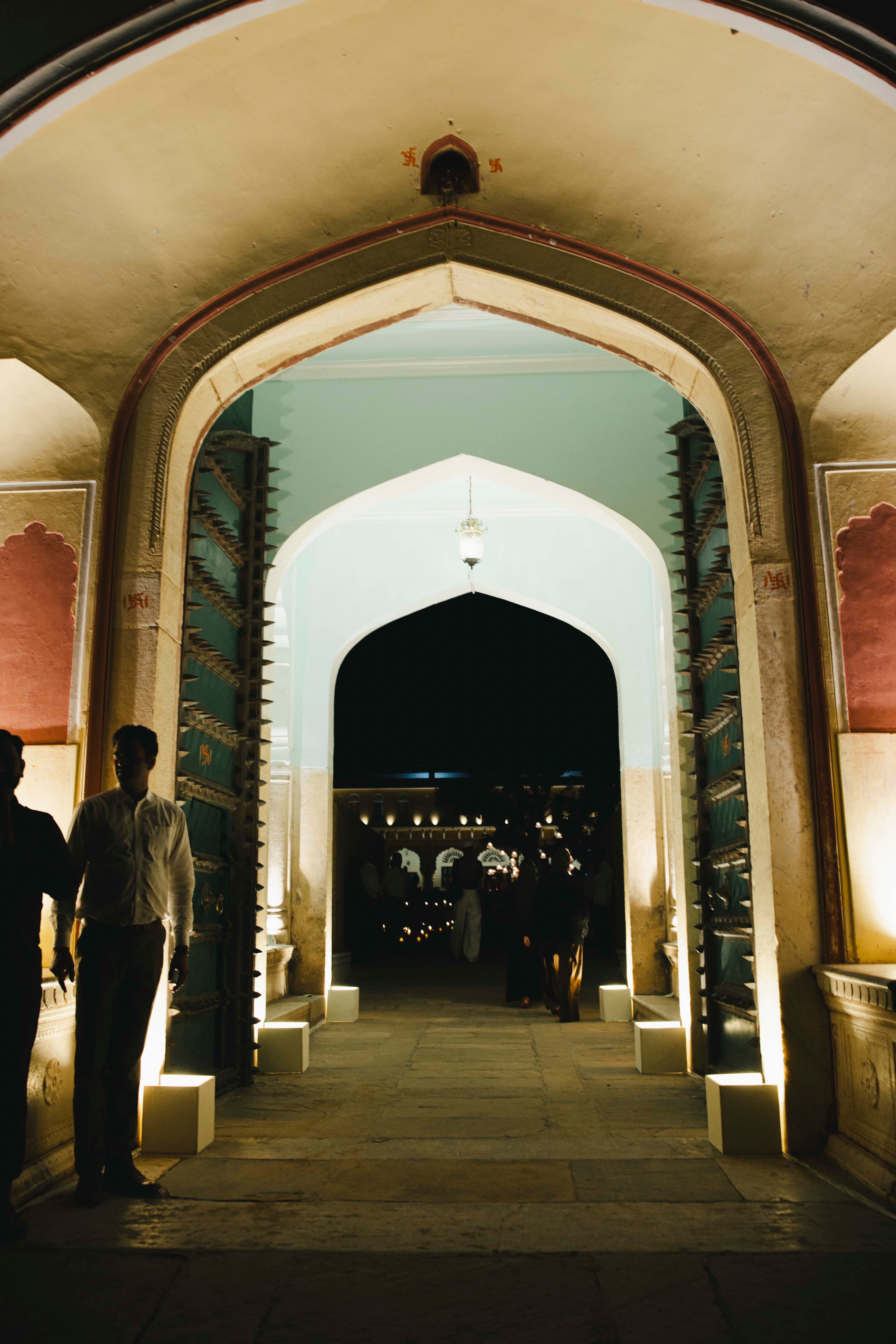 Arche illuminée à Amanbagh