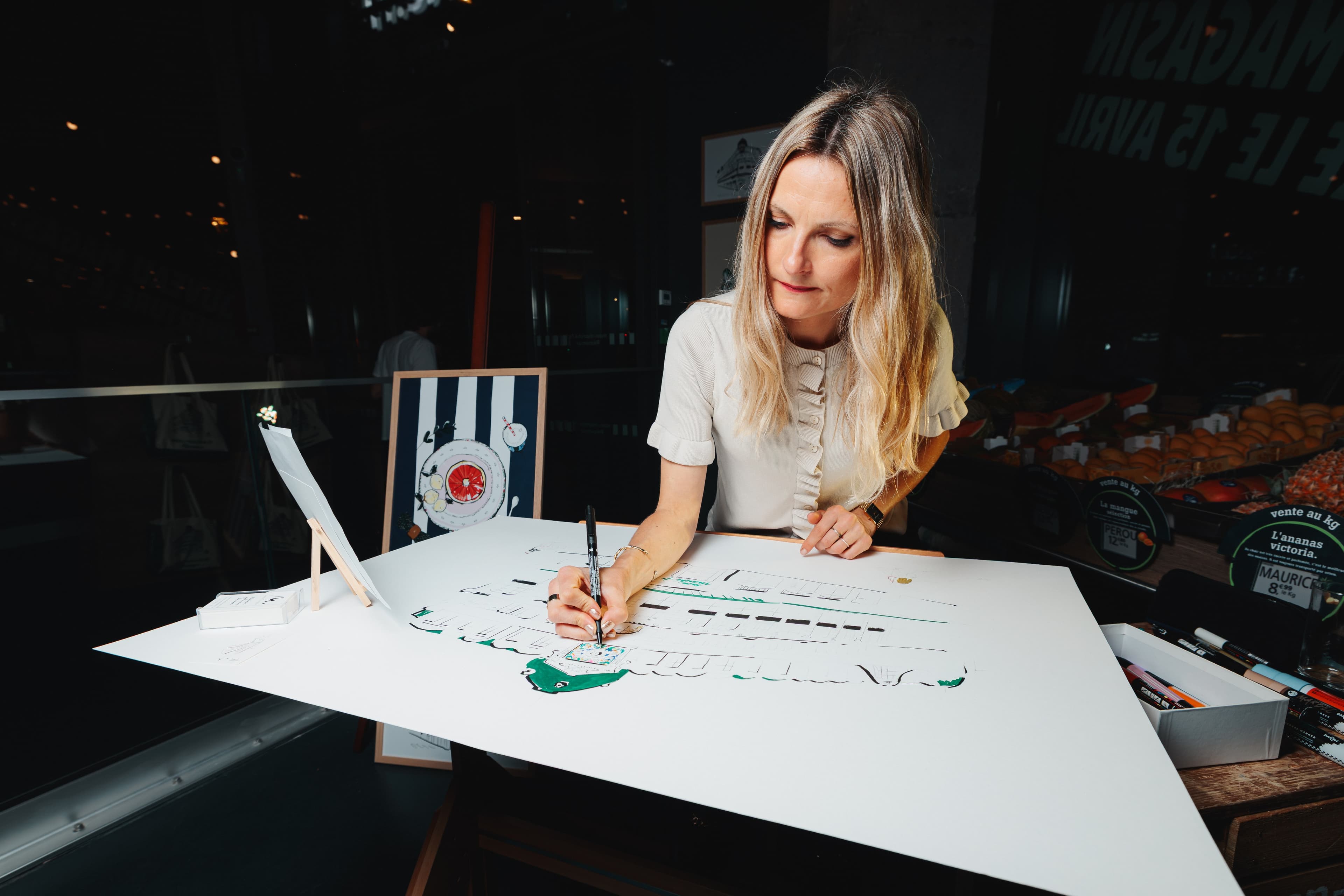 Artiste dessinant en direct pendant l'inauguration mon-marché.fr