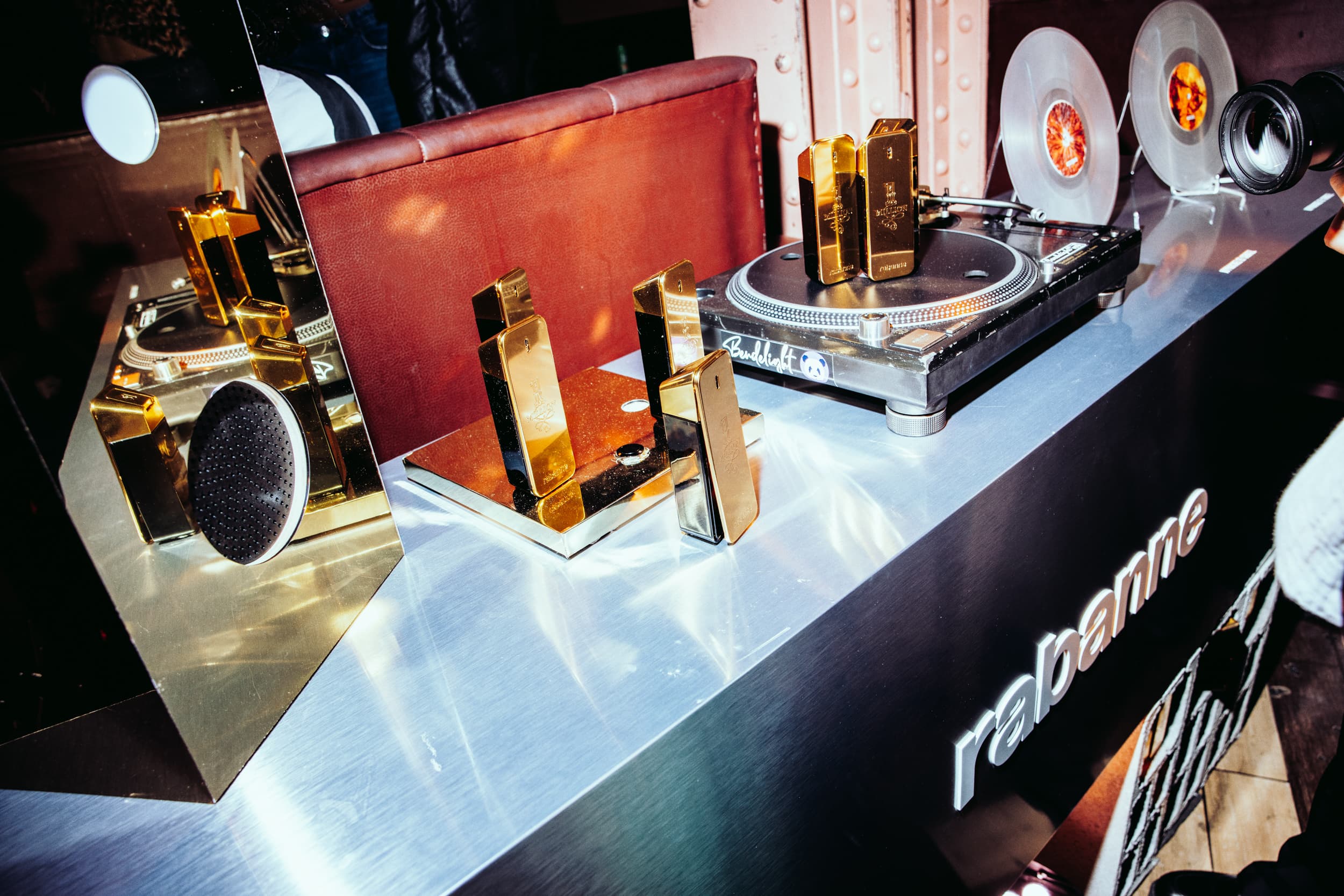 Bar et produits One Million pendant la soirée