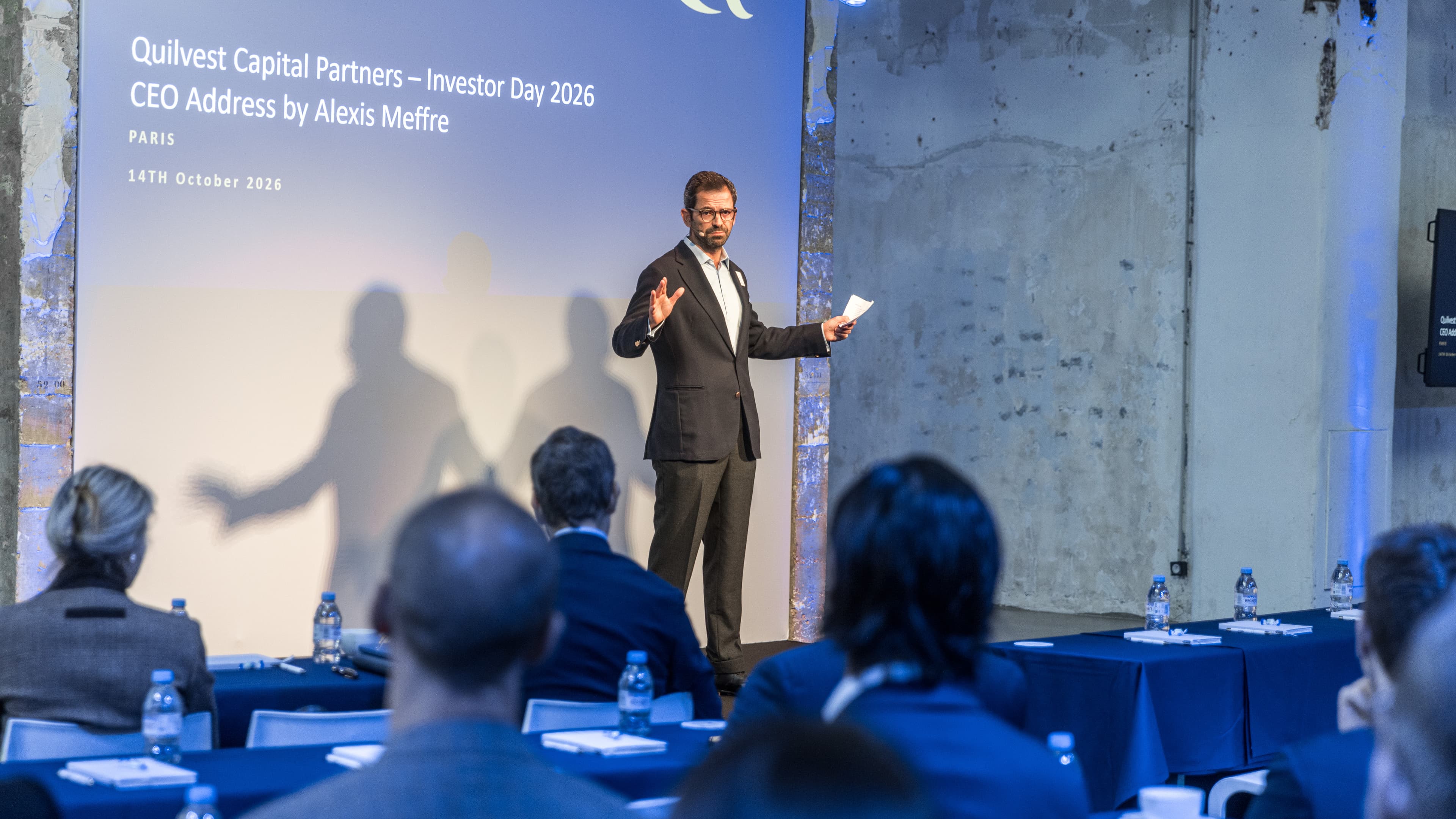 Prise de parole sur scène devant les investisseurs lors du CEO Address de l'Investor Day 2026 Quilvest Capital Partners