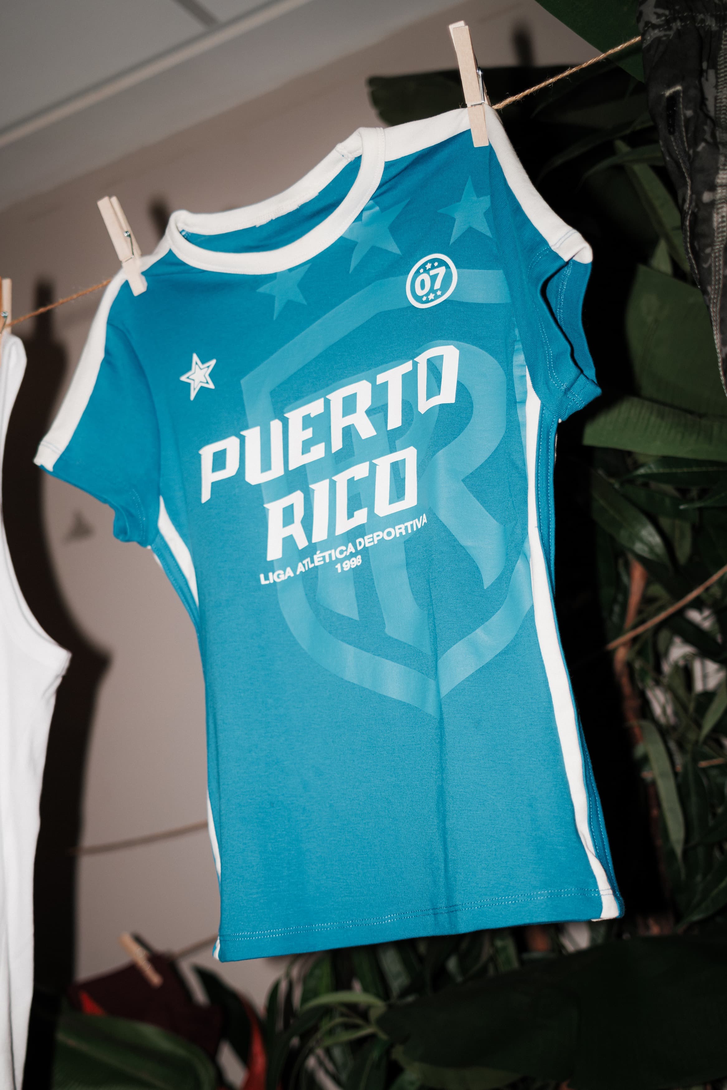 Maillot de Porto Rico accroché dans la loge Rabanne